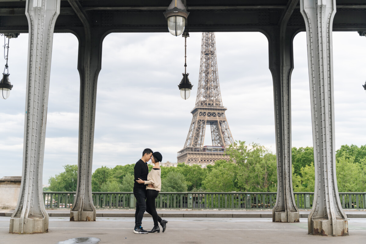 Bir-Hakeim direction