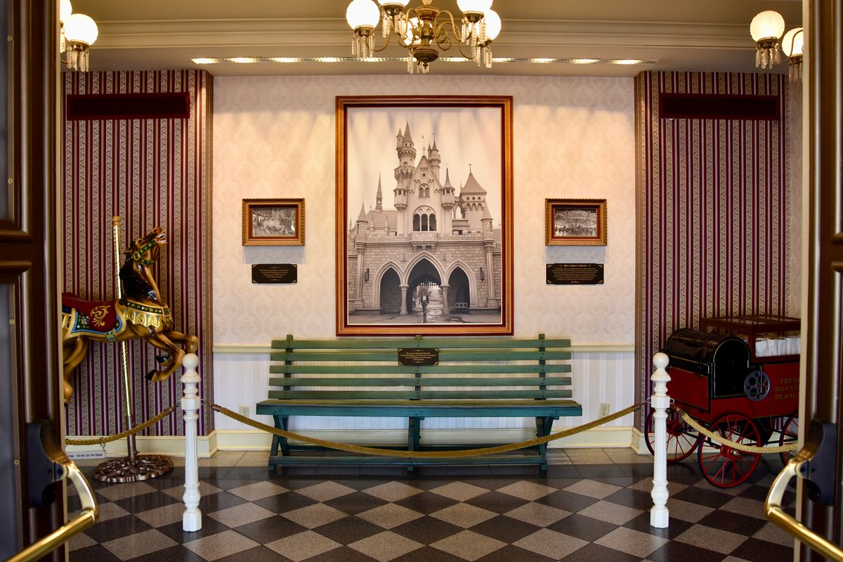 Walt’s bench inside Lincoln