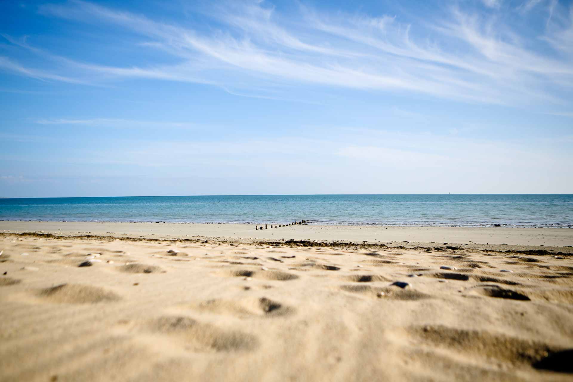 Low-tide usable shoreline