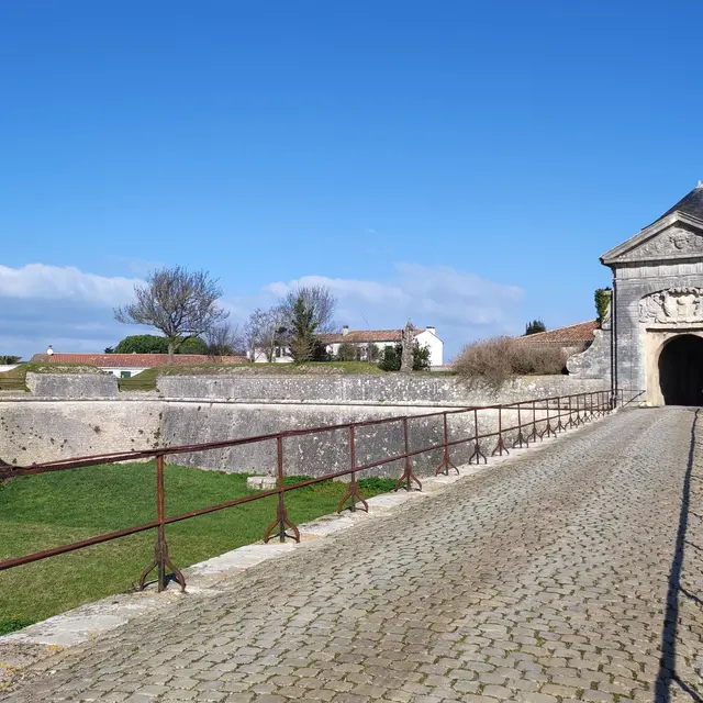 Open glacis outside walls
